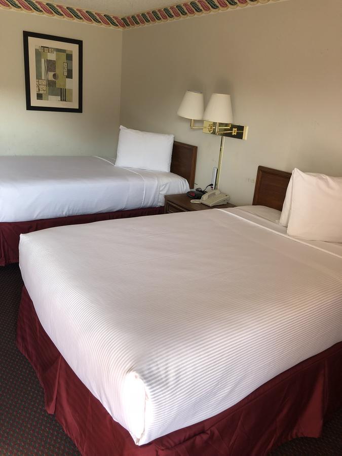 Rexdale Inn Seminole Esterno foto