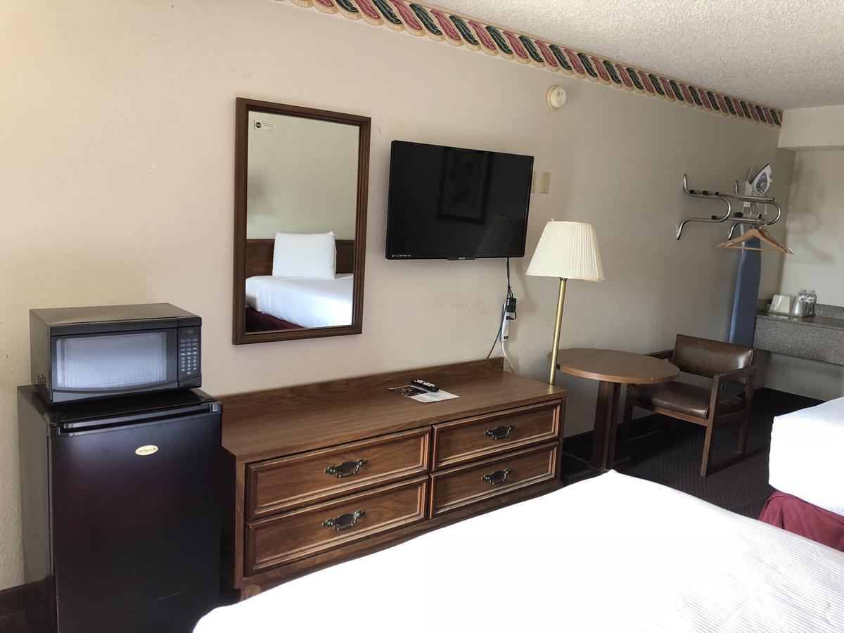 Rexdale Inn Seminole Esterno foto
